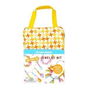 BNIB Kid Made Modern On-the-Go Jewelry Kit with Carrying Case for Travel